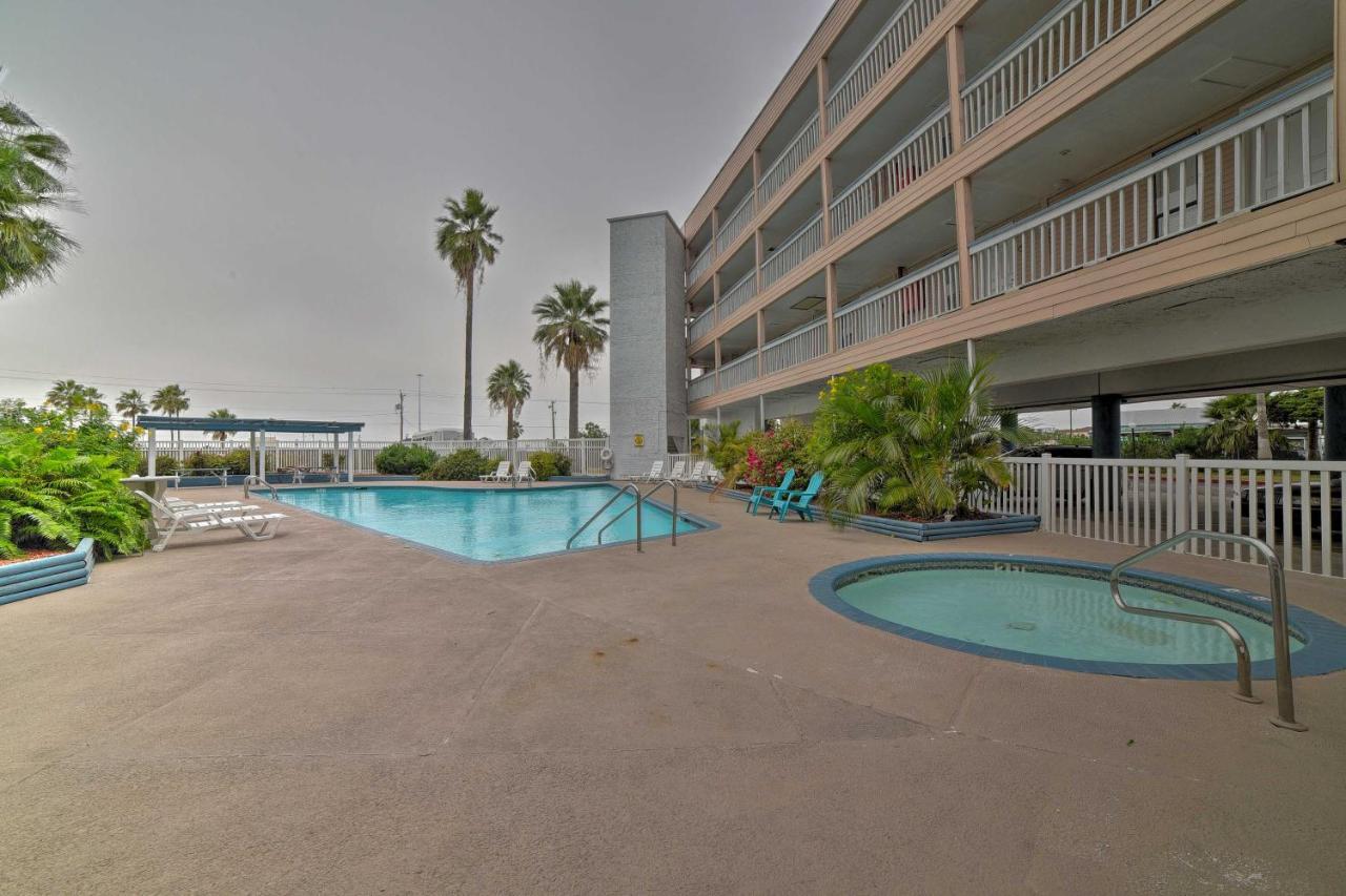 Updated Front Beach Condo With Resort Amenities! Corpus Christi Exterior photo